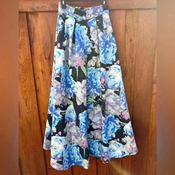 Eliza J ball gown skirt - Picture 8 of 11